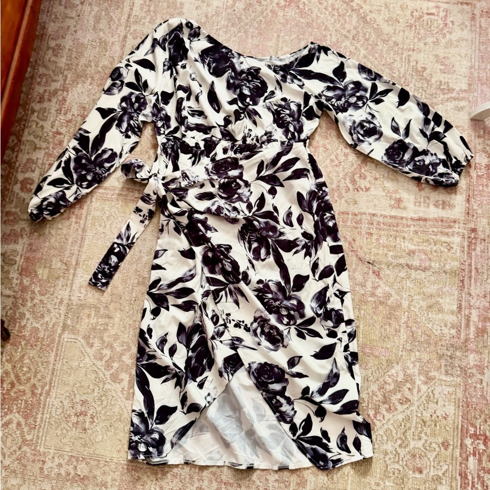 SHEIN Monochrome Floral Long Sleeve Dress